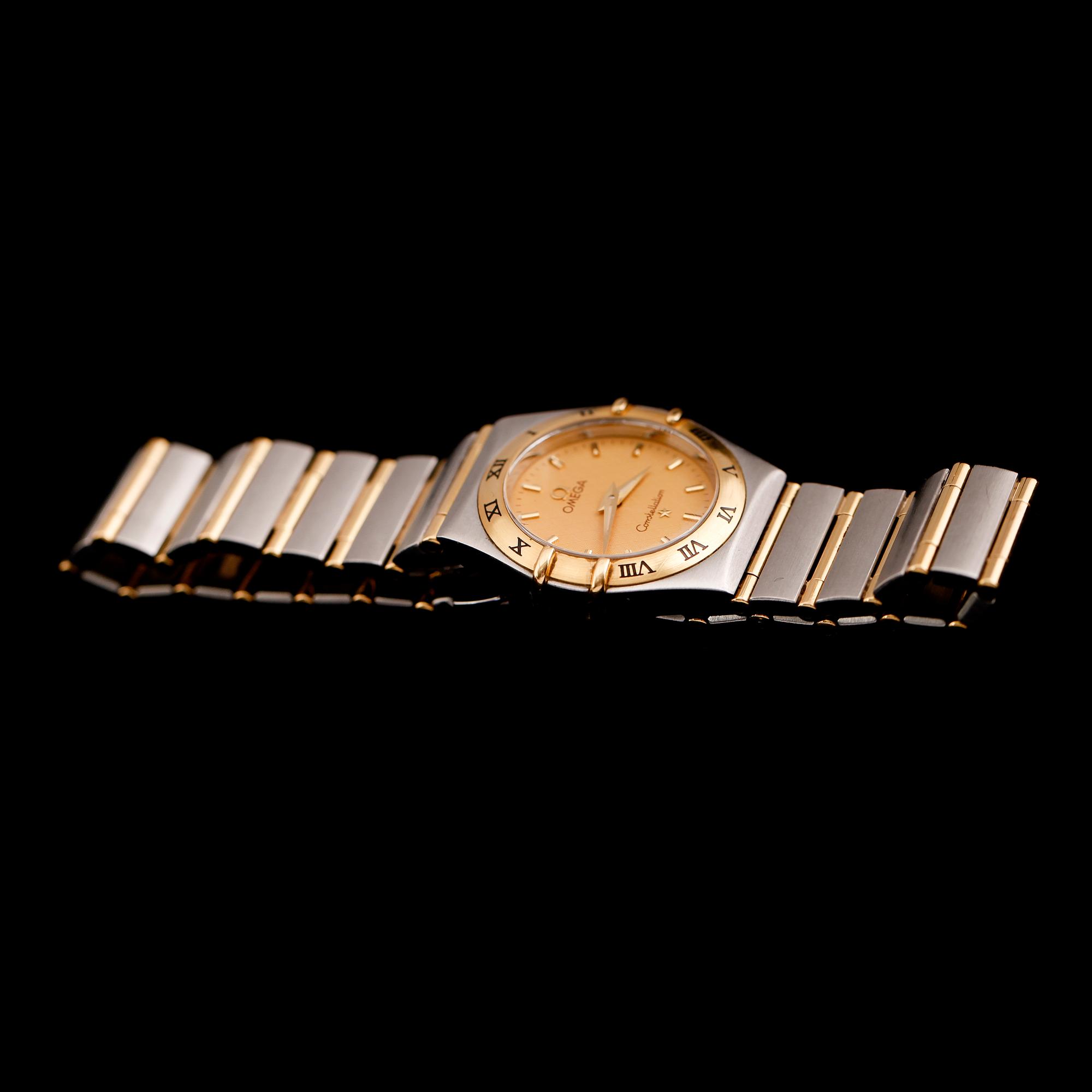 ARMBANDSUR, stål samt guld på stål, Omega Constellation.