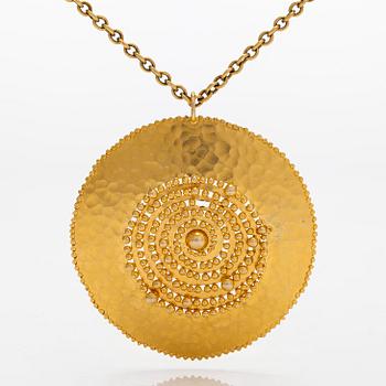 Tapio Wirkkala, a 14K gold 'Viking Pendant', Westerback, Helsinki 1971.