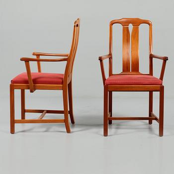 KARMSTOLAR, ett par, "Ambassadör", Carl Malmsten, Rydéns Interiör, tillverkade 1985.
