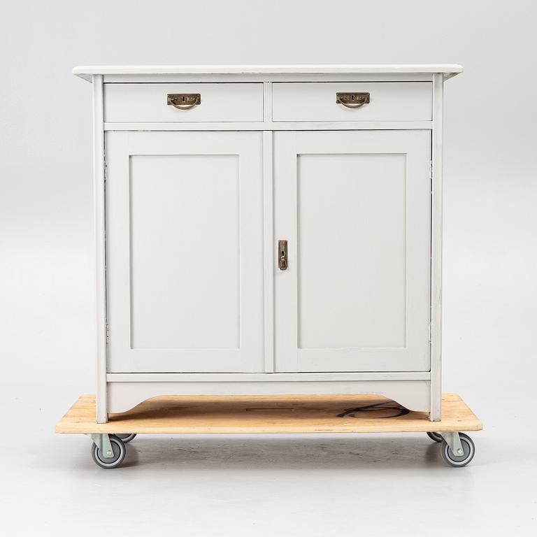 Skänk, tidigt 1900-tal.