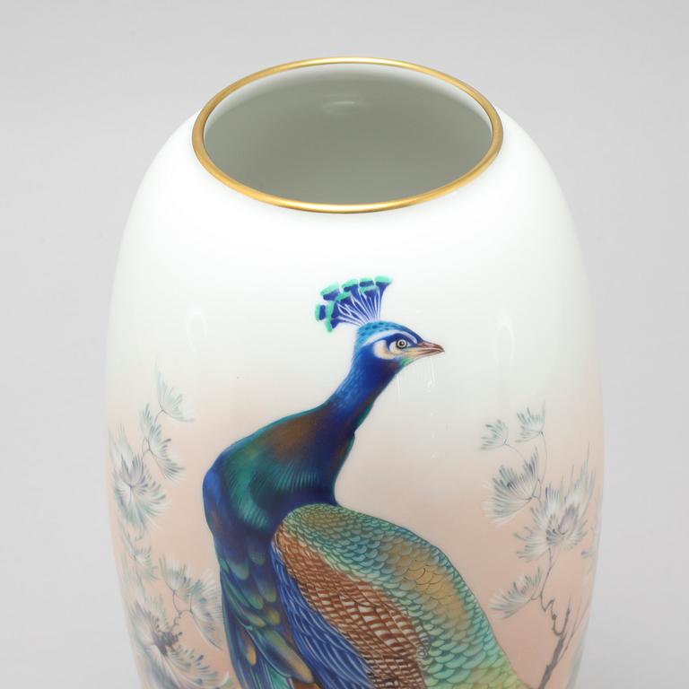 A 20th century porcelain vase by H&Co Selb Bavaria Heinrich, Germany.