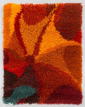 Ingrid Signell, a rya rug, "Amaryllis", Ryijypalvelu Oy. Ca. 83 x 63 cm.