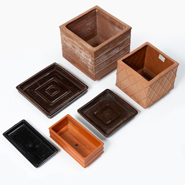 Wilhelm Kåge, 14 ceramic 'Planta' flower pots, Gustavsberg & Steninge, Sweden, 1940's/50's.