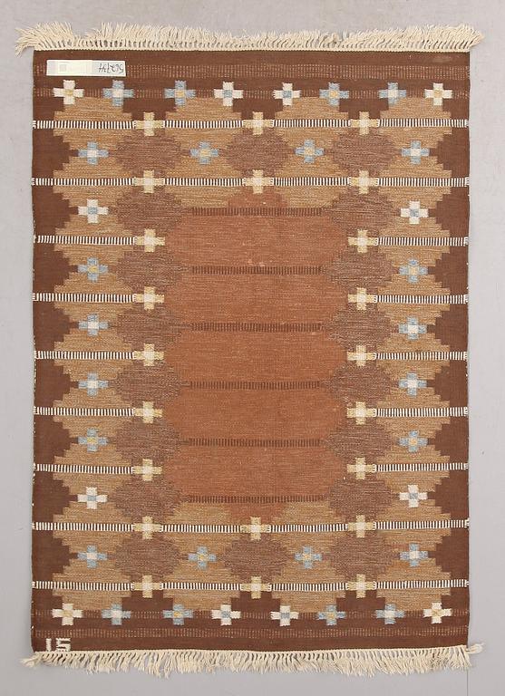 MATTA, rölakan, Ingegerd Silow märkt med monogram. Ca 140 x 195 cm.