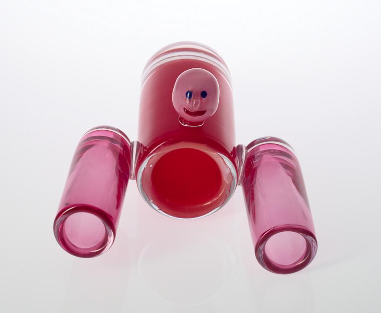 An Erik Höglund glass vase, Studioglas Strömbergshyttan 1991.