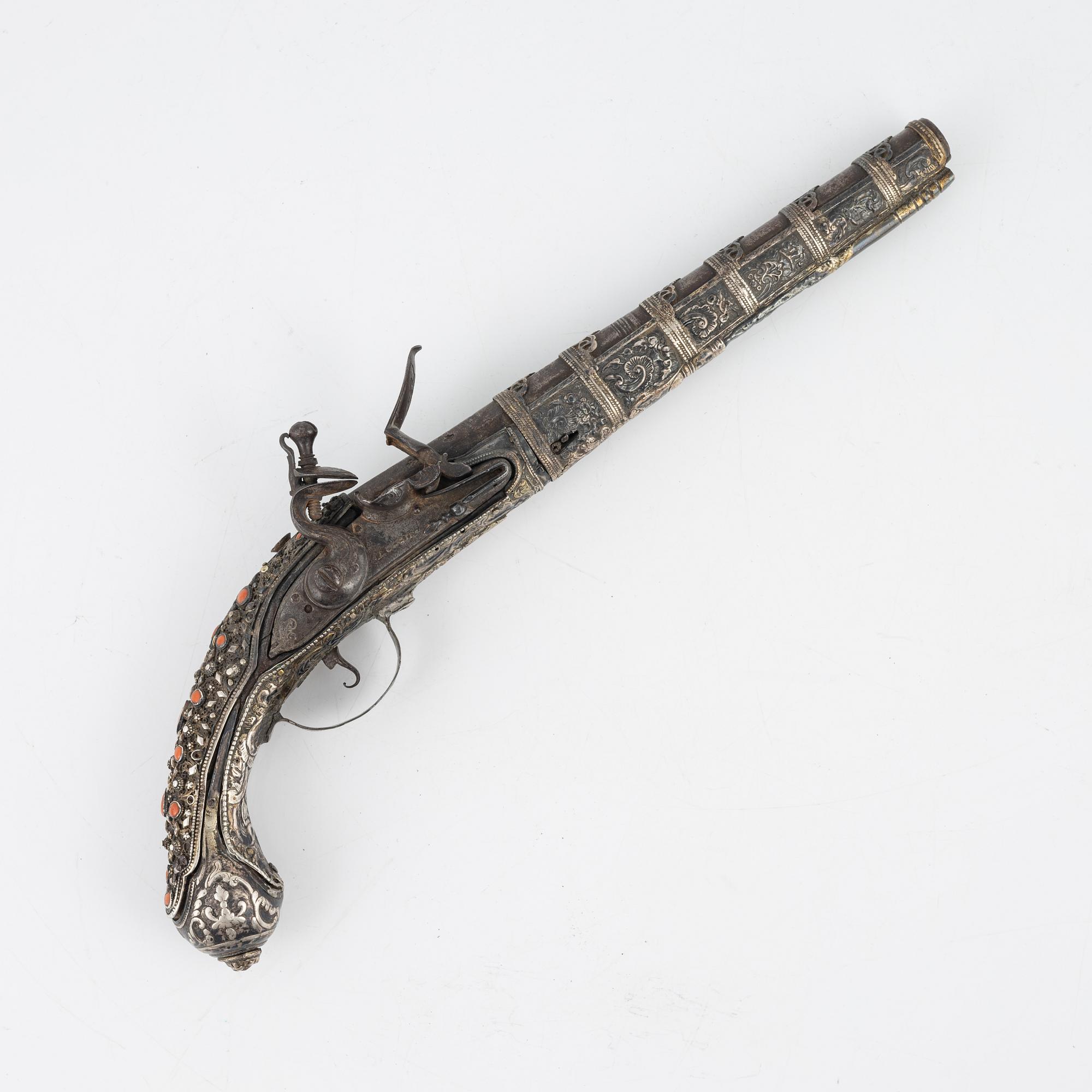 A Turkish flintlock pistol, from around the year 1800.