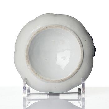 Ljusstake, porslin. Qingdynastin, Qianlong (1736-95).