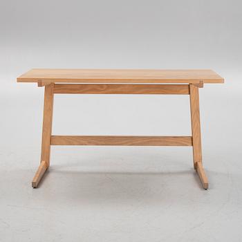 An Ash dining table, made by Sävar snickeri.