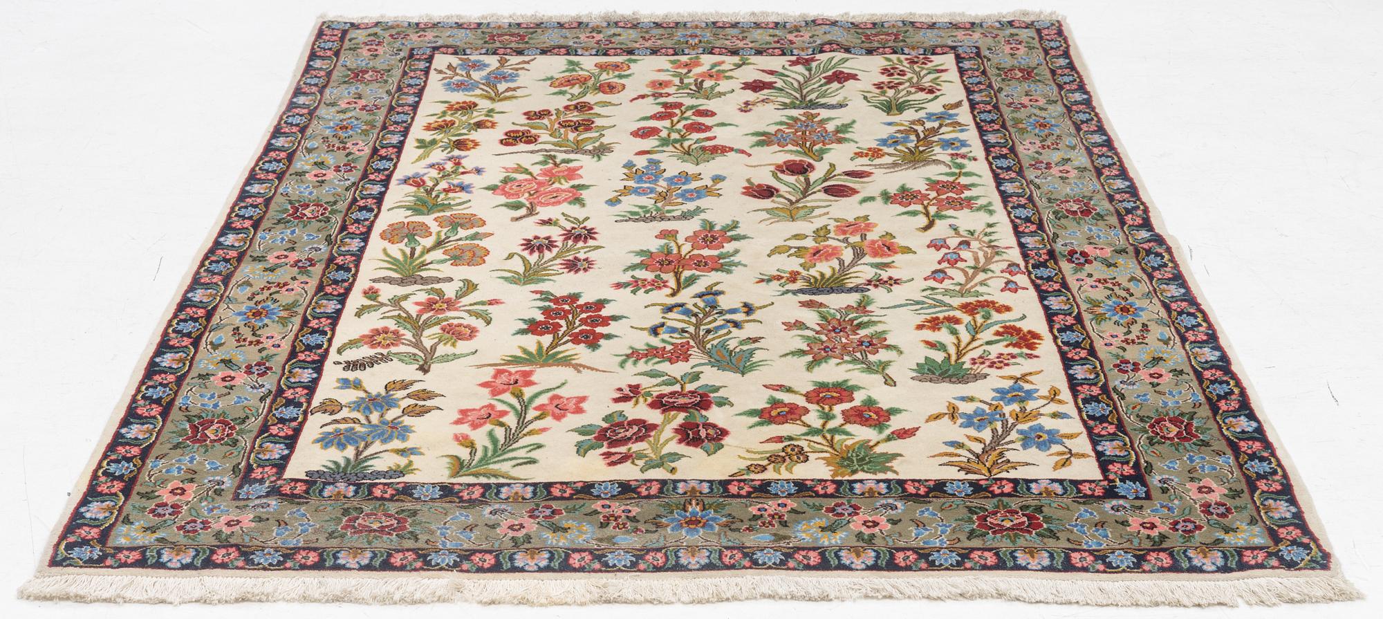 A Gohm rug, c. 210 x 142 cm.