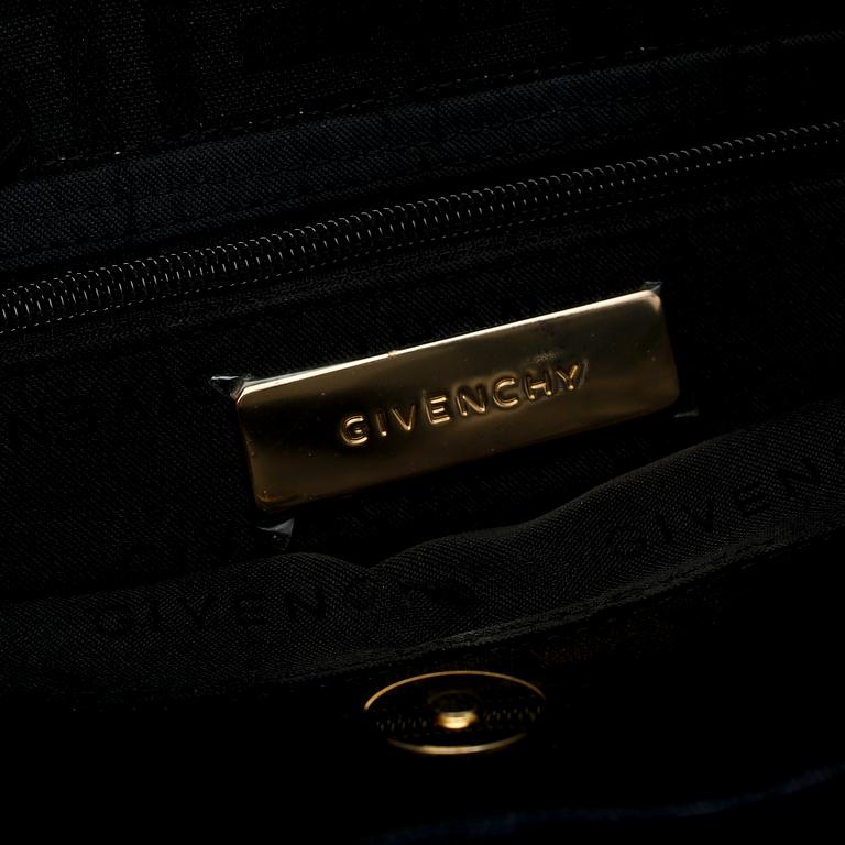 VÄSKA, Givenchy.