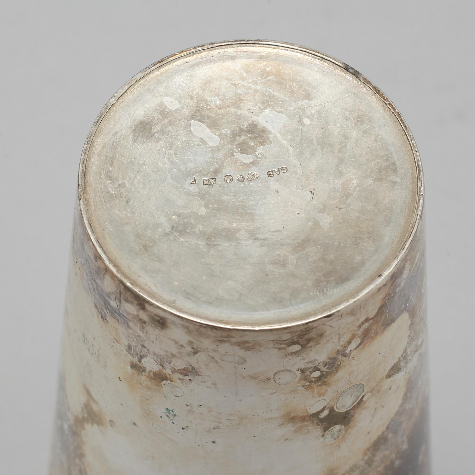 POKALER, 2 st, silver, GAB, Stockholm, 1927 och 1929. Vikt 353 g.