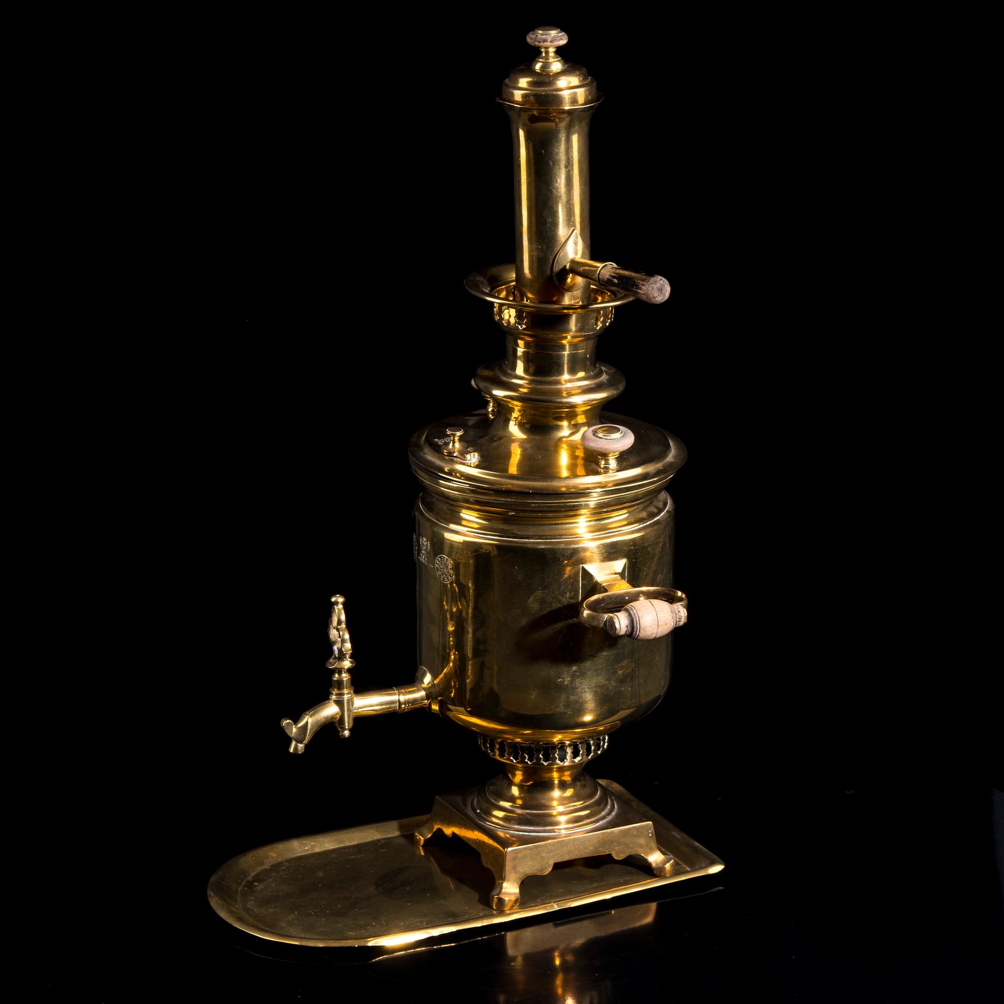 SAMOVAR, mässing, Bröderna Petrov, Tula Ryssland 1850.