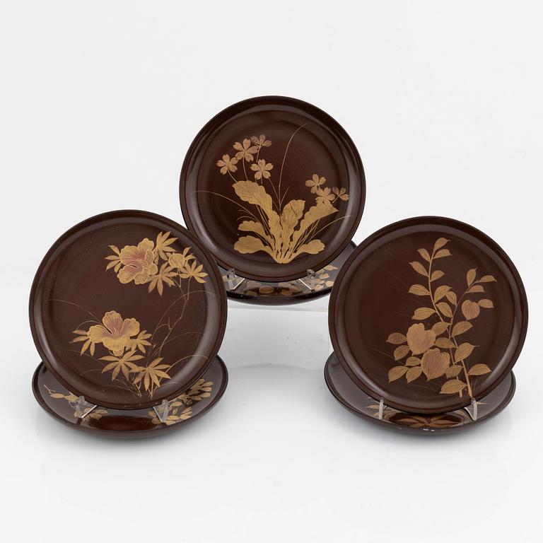 Six lacquerware plates, Japan, Meiji (1868-1912).