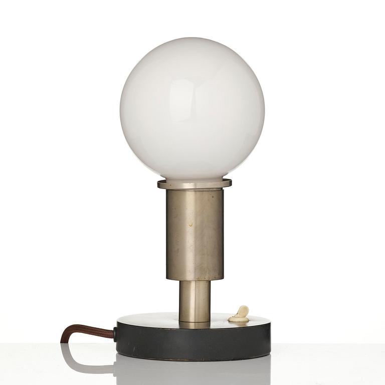 Harald Notini, bordslampa, modell 6992, Arvid Böhlmarks Lampfabrik, Stockholm, 1930-tal.