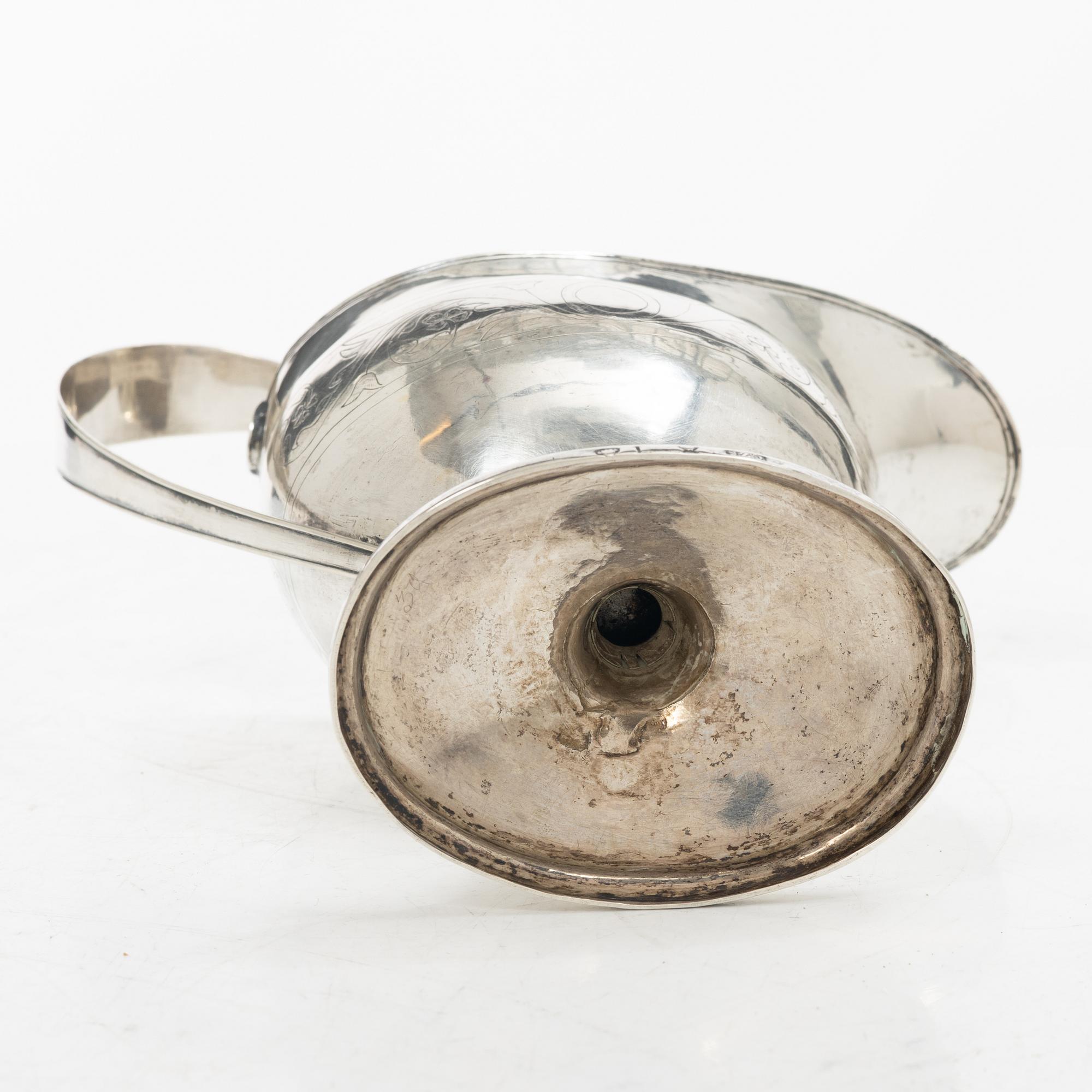 Carl Zacharias Schultz, gräddkanna, silver, (verksam 1819-1847) Tavastehus, Finland.