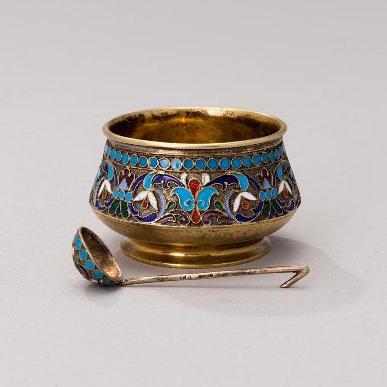 A SILVER AND ENAMEL SPOON AND SALTCELLAR, Moscow 1899-1908, Vasilii Kubarev, the spoon St:Petersburg ca 1900,