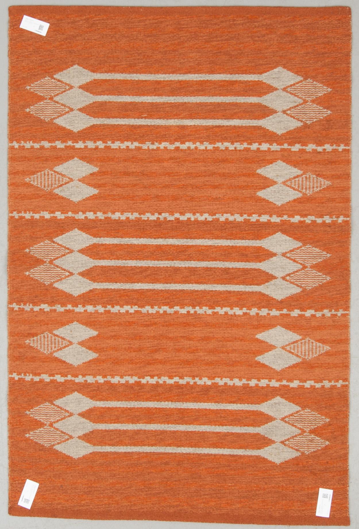 MATTA, rölakan, dubbelsidig. Ca 197 x 130 cm.