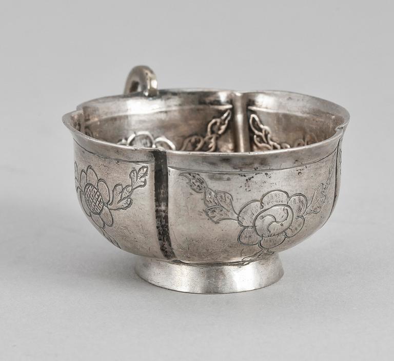 VODKAKOPP, silver, Ryssland, 1700-tal. Ca 26 gr.