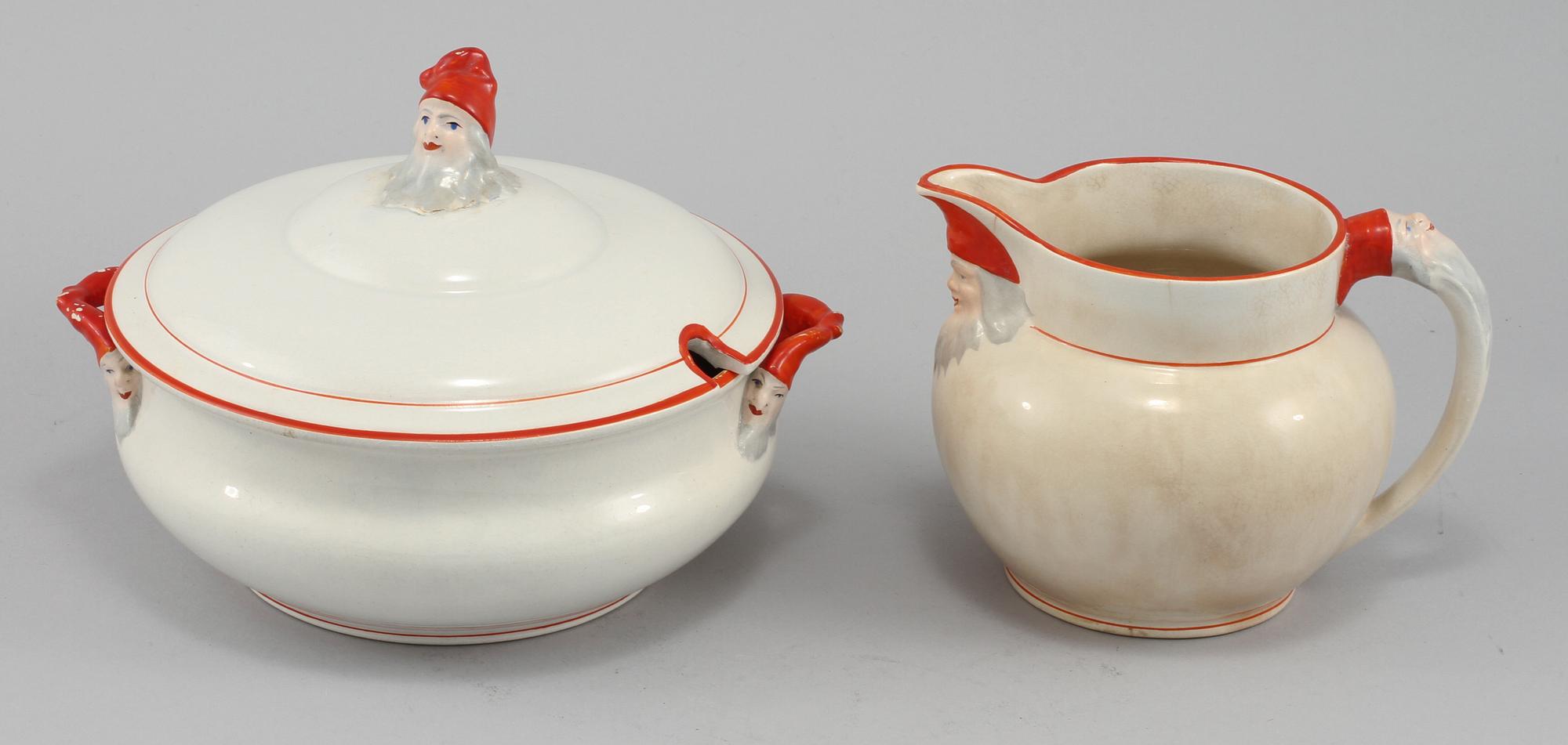 GRÖTSKÅL MED LOCK samt KANNA, porslin, Göteborg. 1900-talets första hälft.