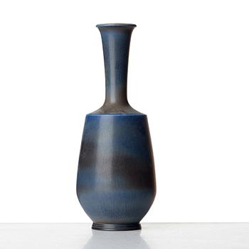 Berndt Friberg, a stoneware vase, Gustavsberg studio, Sweden 1962.