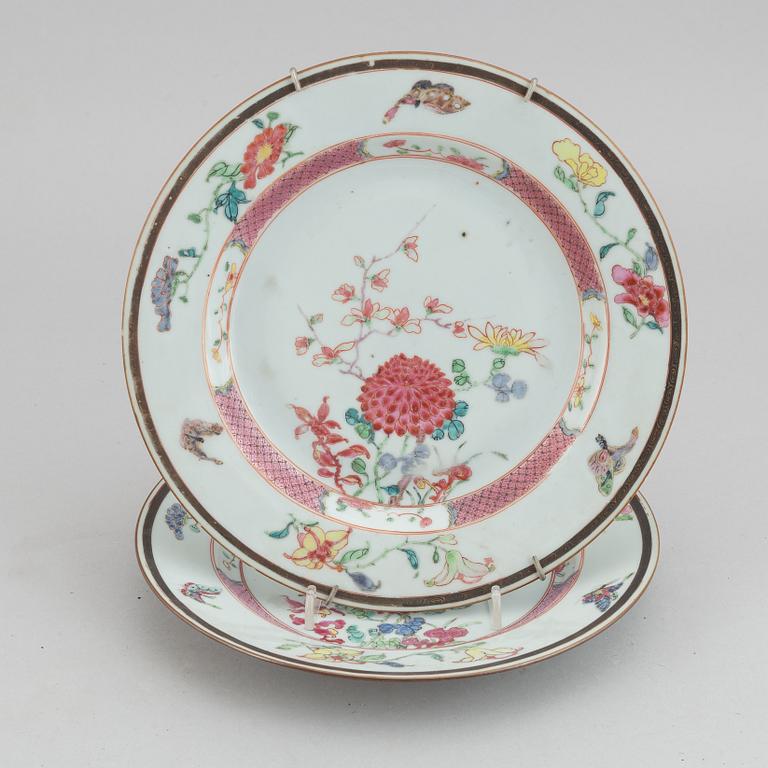 A set of five odd famille rose dishes, Qing dynasty, Qianlong (1736-95).