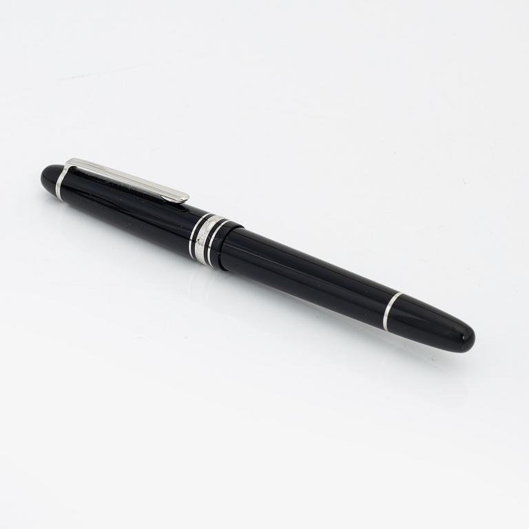 Monblanc, a 'Meisterstück Pix' fountain pen.