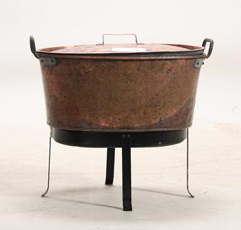 GRYTA PÅ BENSTÄLLNING, koppar och järn, 1800-tal.