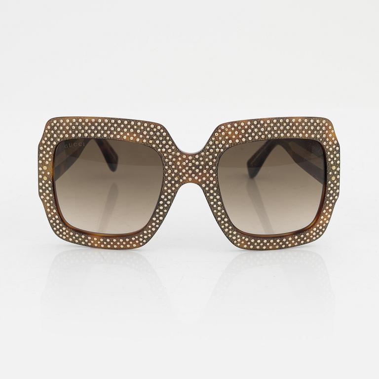 Gucci, solglasögon.