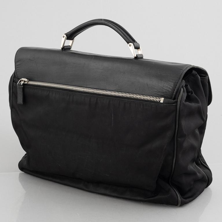 Prada, Portfölj.