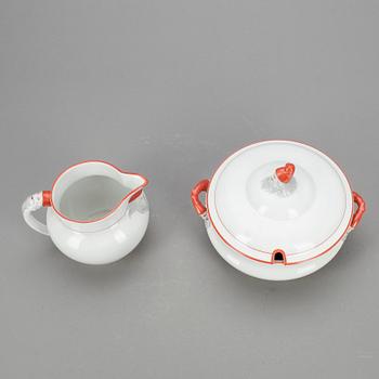 GRÖTSKÅL samt KANNA, porslin, Göteborg, 1900-talets första hälft.