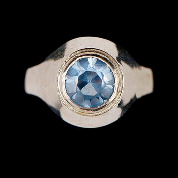 SMYCKEN, 4 st, silver, 1900-talets andra hälft.