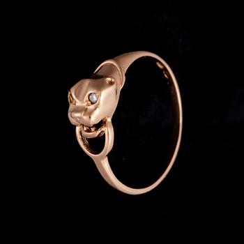 RING, 14K guld, små diamanter. Vikt 1,9 g.