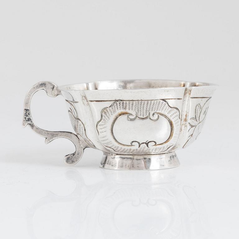 Charka, silver, Ryssland, möjligen av mästare Grigorij Iwanow Serebrjanikow (verksam 1745-1768), Moskva.
