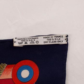 HERMÈS, "Paris L'Armee Imperiale Russe de 1816 a 1916", scarf.