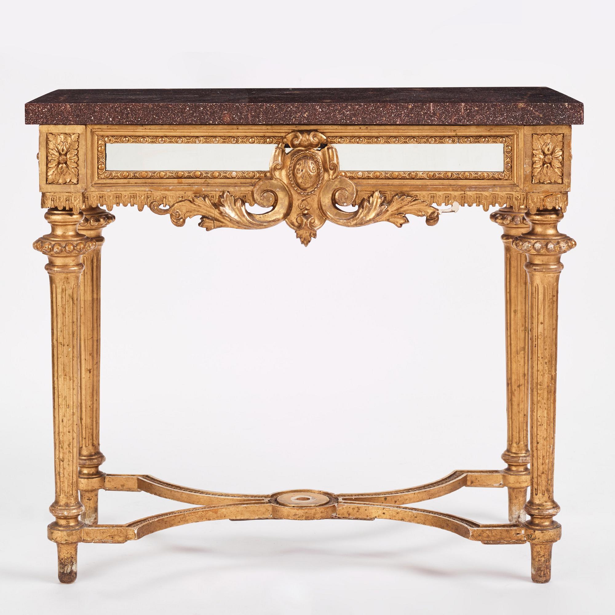 A porhyry stone top from Älvdalens porfyrverk, early 19th century.
