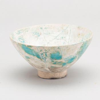 A PERSIAN BOWL 12TH TO 13TH CENTURY.