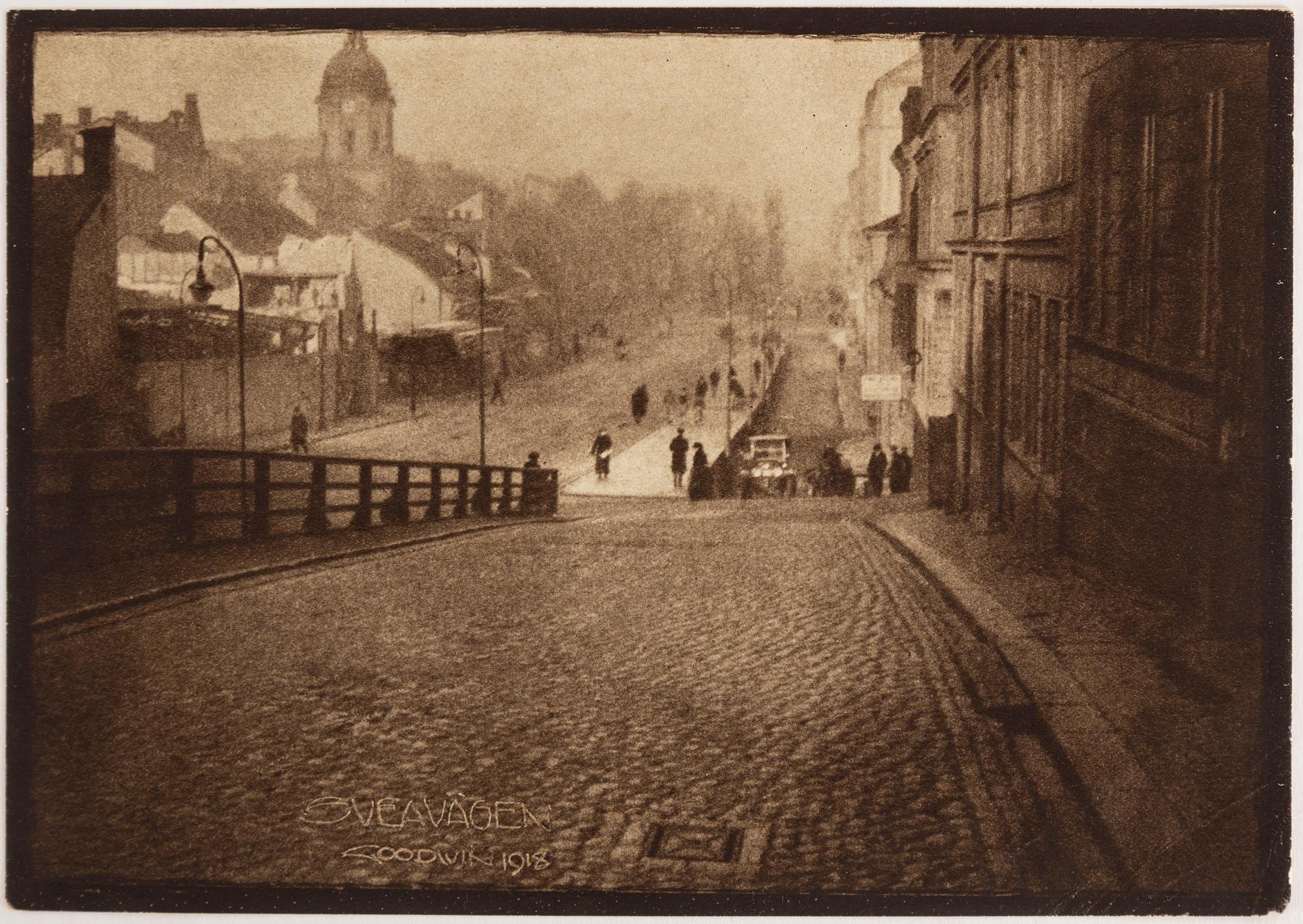 HENRY B. GOODWIN, två fotogravyrer ur boken Vårt vackra Stockholm signerad i negativet.