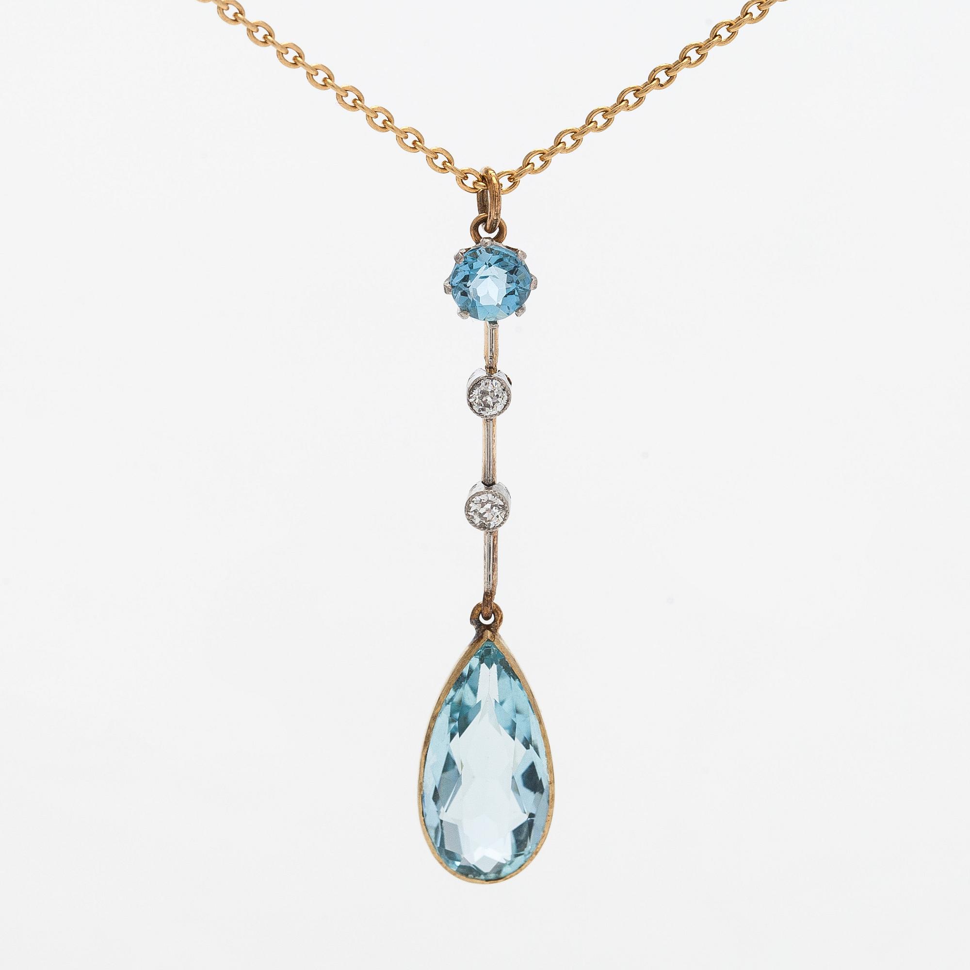 Halssmycke, droppslipad akvamarin,  gammalslipade diamanter, 14K guld.