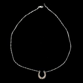 HALSSMYCKE, vitguld 14K, 13 briljantslipade diamanter, stämplad Italien. Vikt 4,5 g.