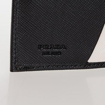 PRADA, Laukku ja lompakko.
