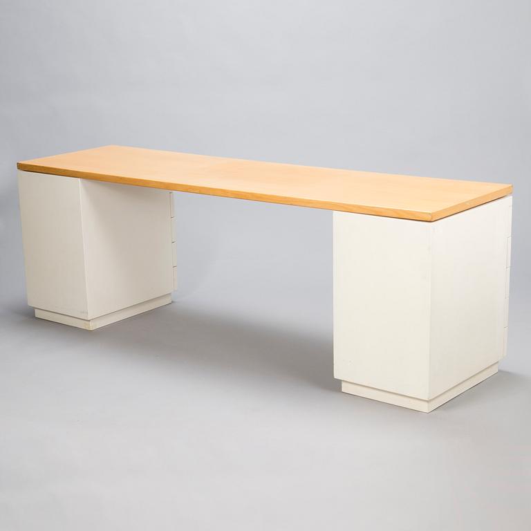 ALVAR AALTO, a late 20th century writing desk for Artek.