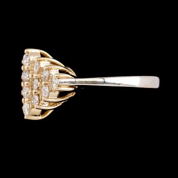 RING, 14 k guld, briljantslipade diamanter tot ca 1.28 ct.