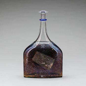 VAS/FLASKA, glas. Kosta Boda, Artist Coll, Bertil Vallien 7089253.