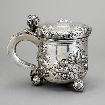 DRYCKESKANNA, silver, Barockstil. Vikt 1192 gr.
