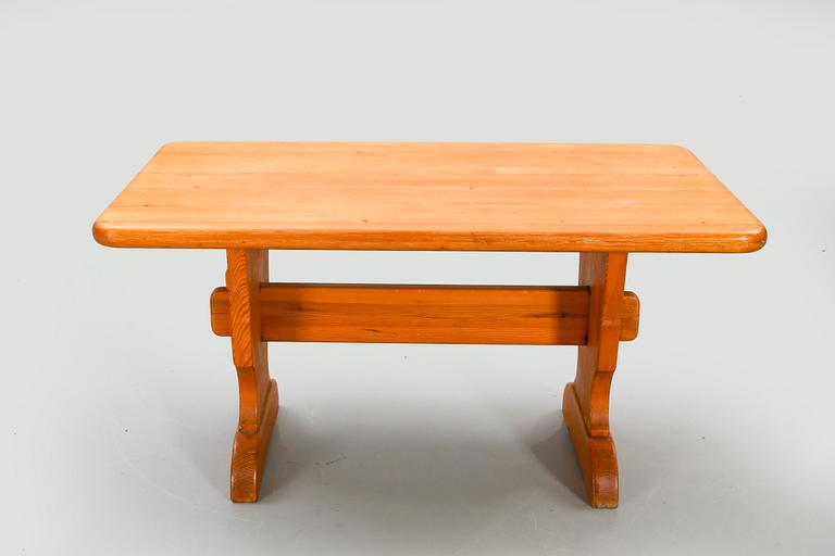 Bock table, pine, second half of the 20th century.