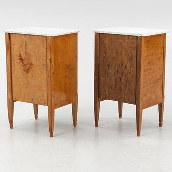 A pair of bedside tabled, 1910's/20's.