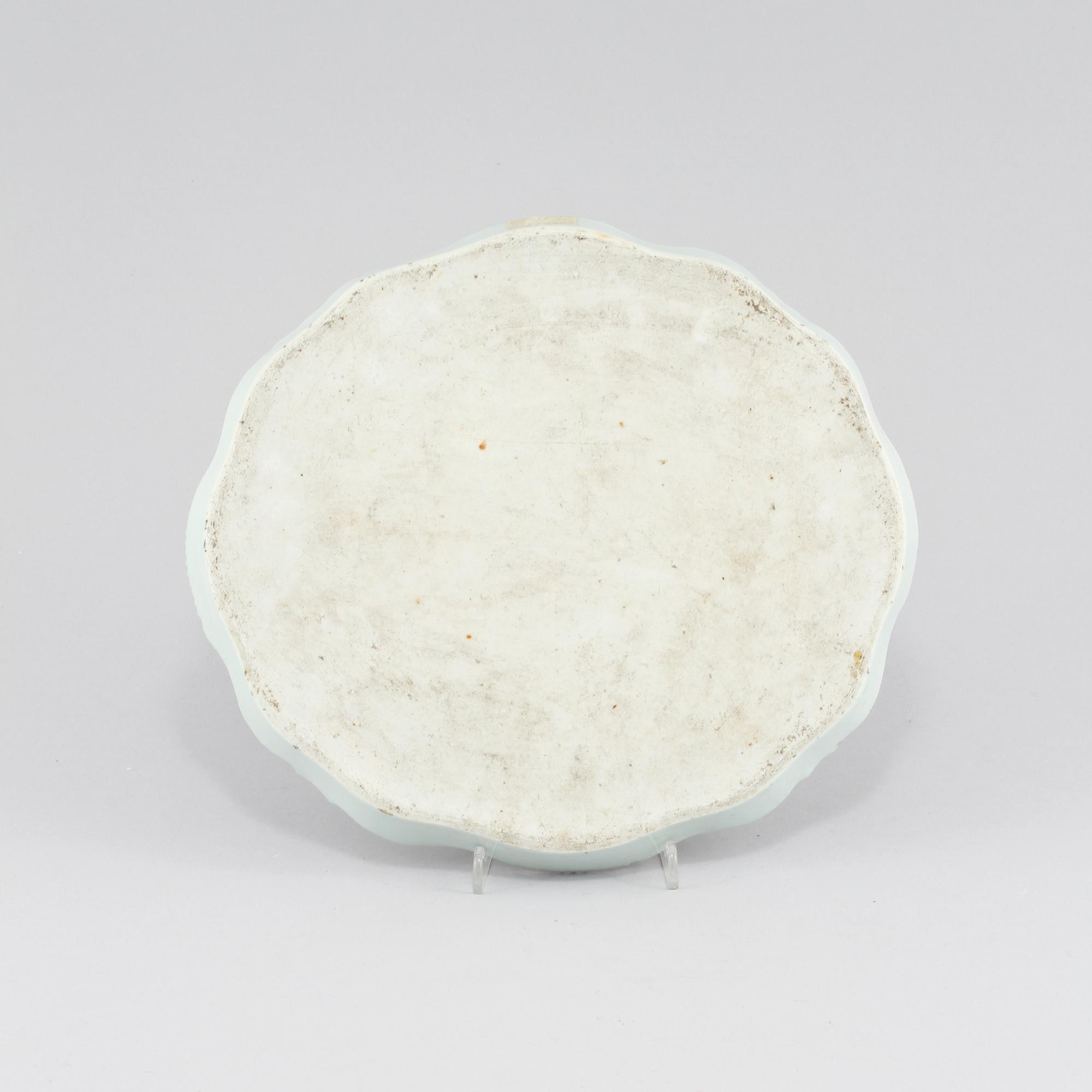 BRICKA, porslin, Kina, omkring sekelskiftet 1900.