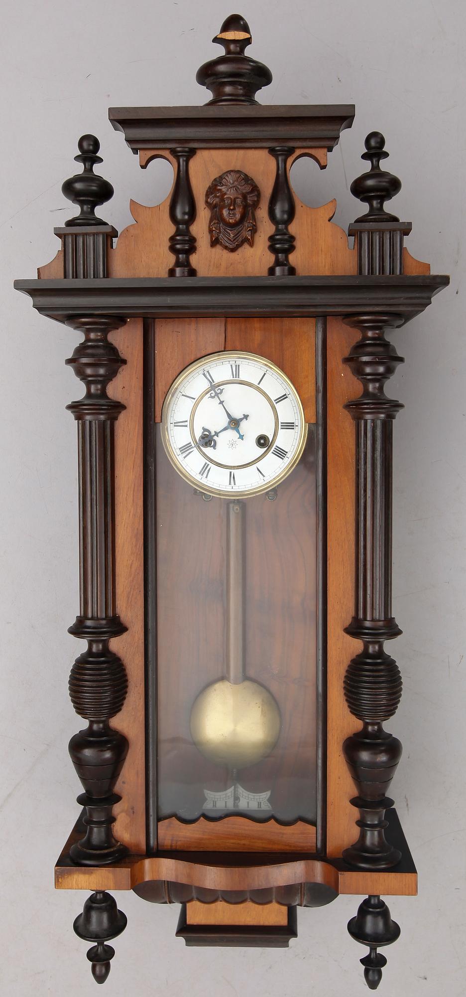 VÄGGUR, sekelskiftet 1900.