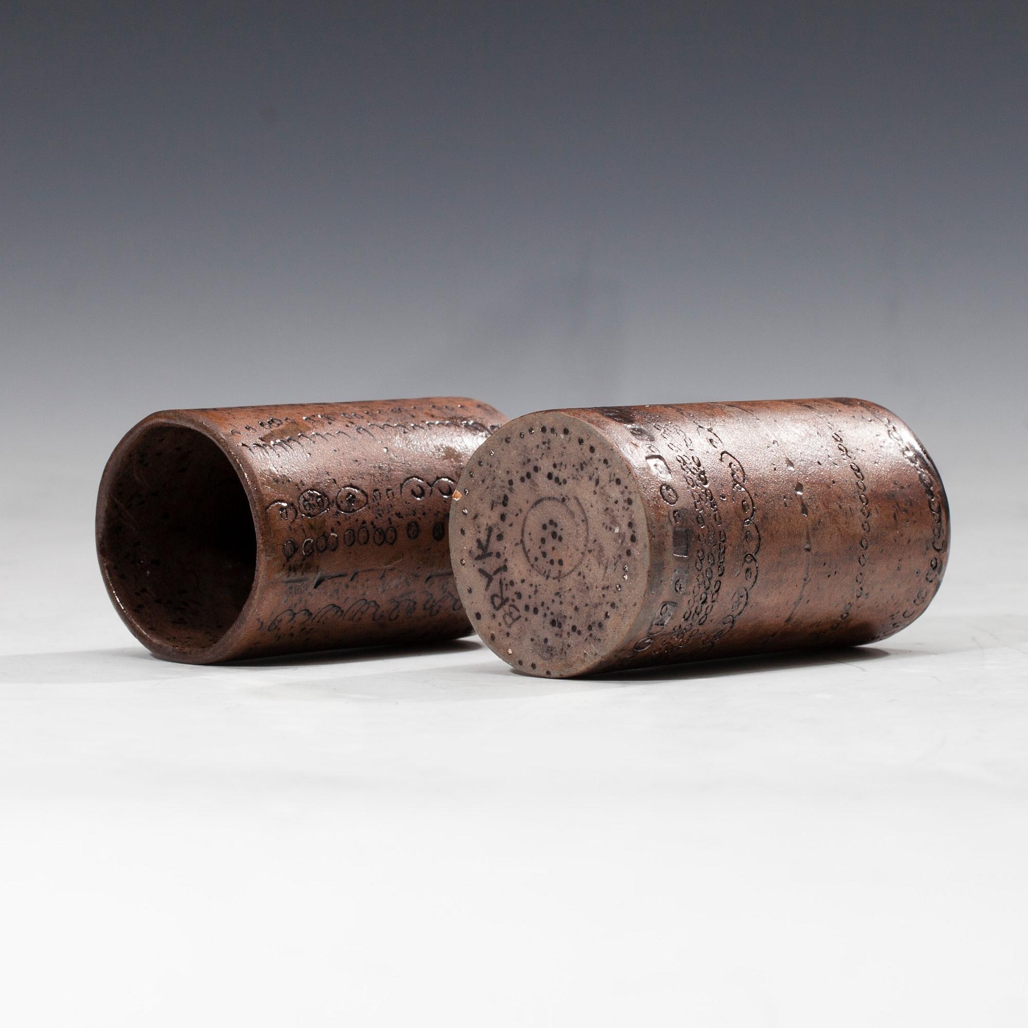 VASER, 2 ST. Sign. Bryk.