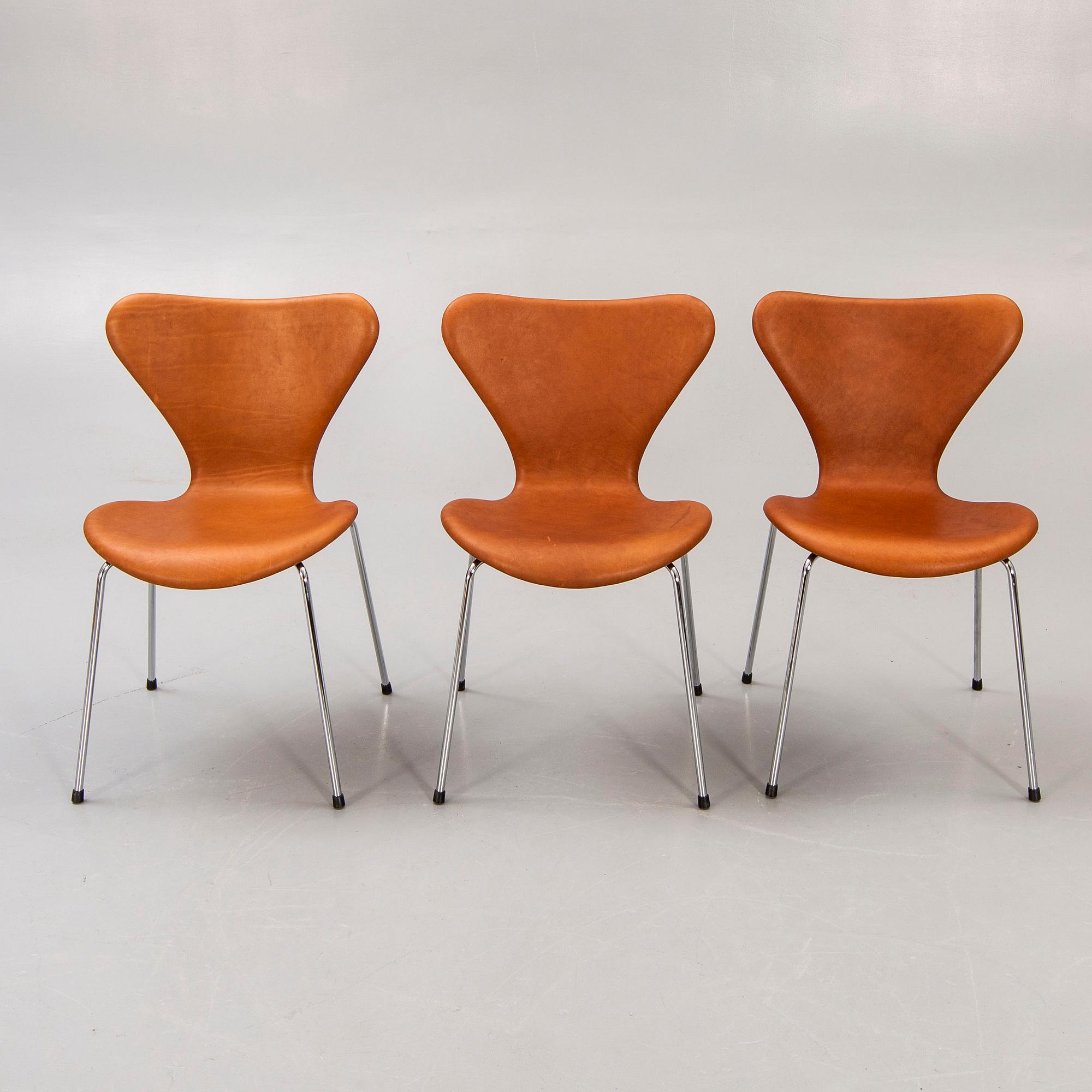 Arne Jacobsen, stolar, 6 st, "Sjuan", för Fritz Hansen, Danmark.